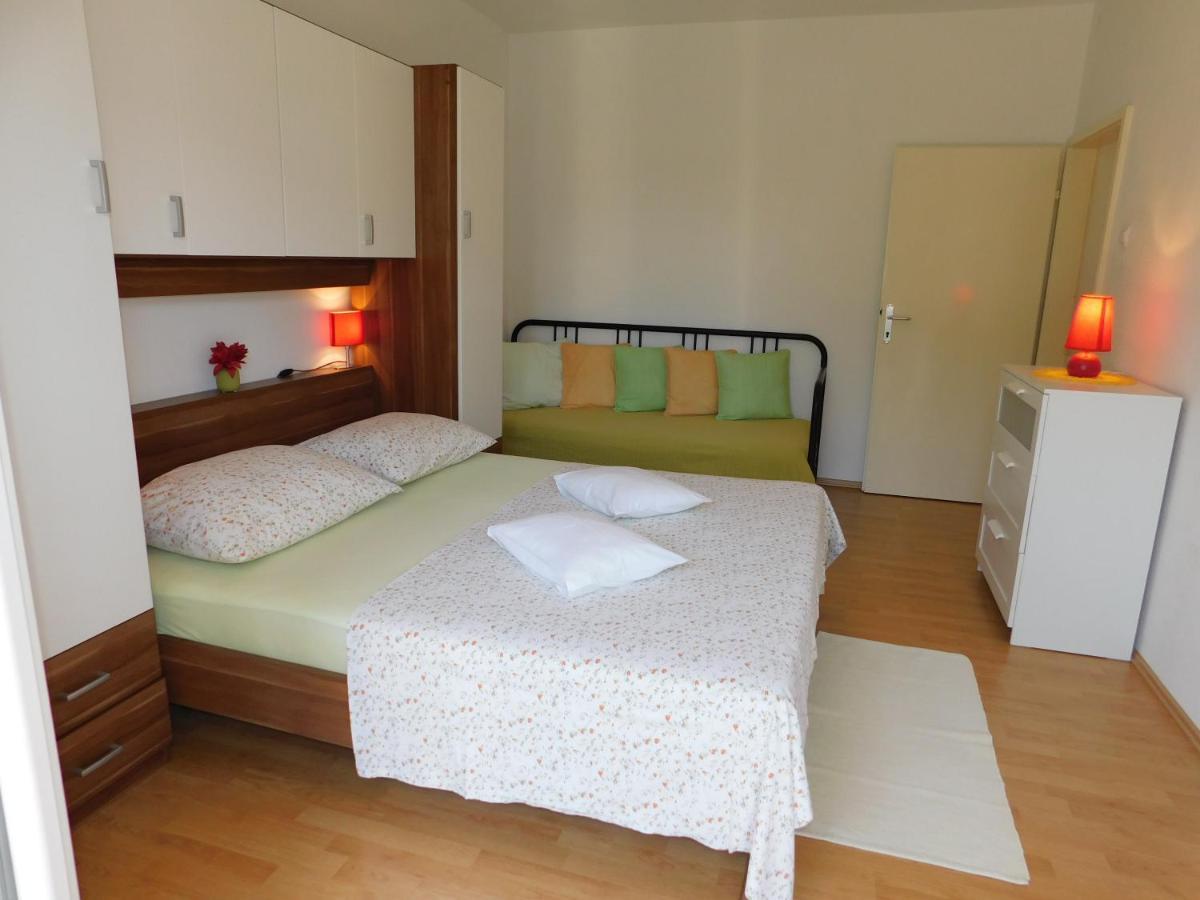Apartment Dalmatia Ketty Makarska Exteriör bild